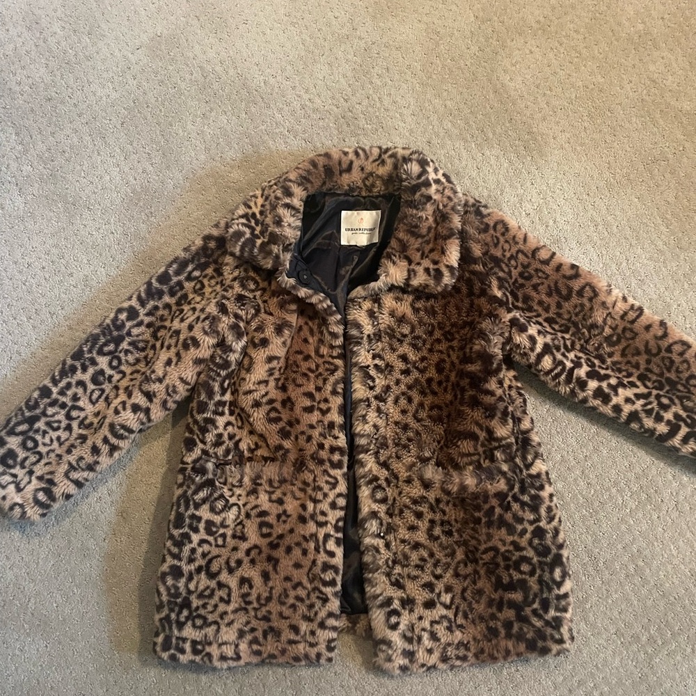Girls faux fur coat- size 10